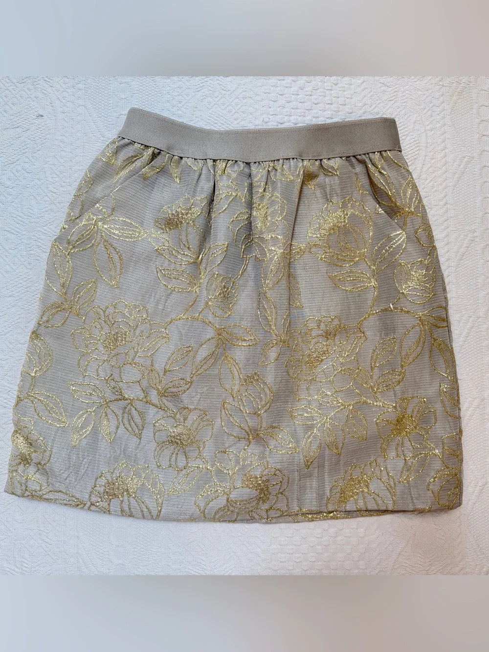 Women’s Gold Metallic Floral Brocade A-Line Skirt Elastic Waist XS Has Pockets!
